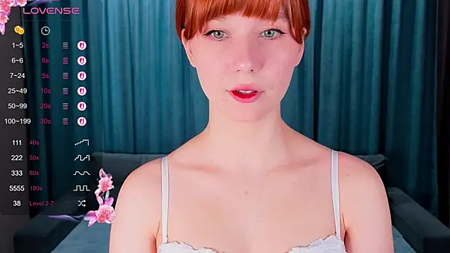 Snapshot of CatherineCummi chatting on 04.13.26 CatherineCummi online show from 04.13.26