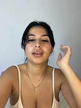 Snapshot of Mia_arabs chatting on 02.12.26 Mia arabs online show from 02.12.26