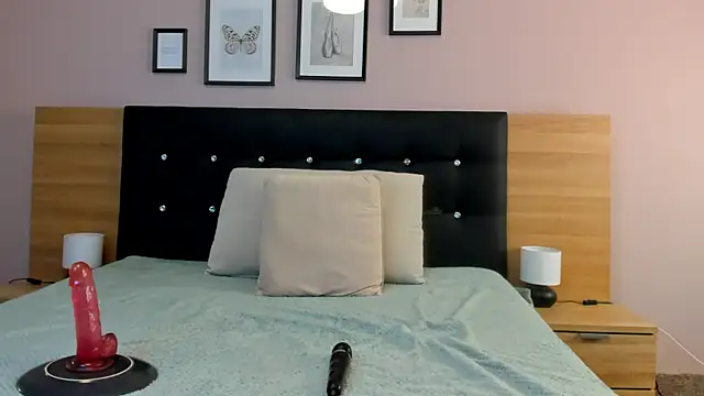 vicky squirtz online show from 01.14.26