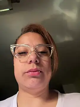 Pretty  Milf online show from 07.11.26