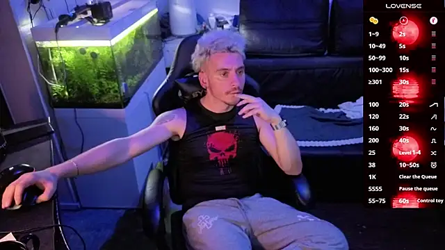 Rayzel White online show from 02.15.26