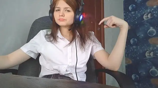 Snapshot of GameToiler chatting on 01.13.26 GameToiler online show from 01.13.26