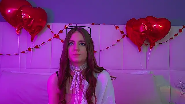 Snapshot of SofiaSarvain chatting on 02.12.26 SofiaSarvain online show from 02.12.26