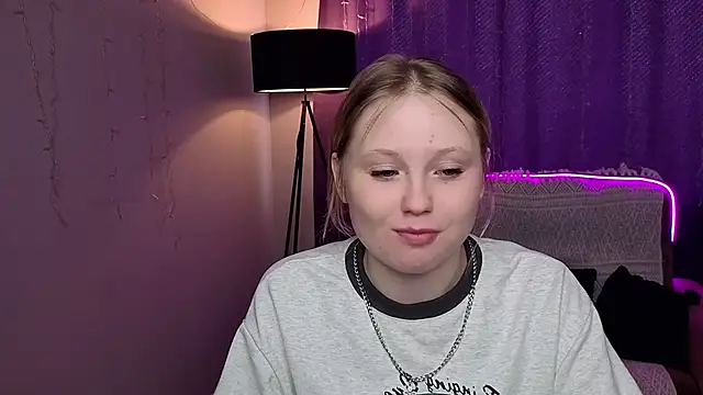 Sweet M1la online show from 02.28.26