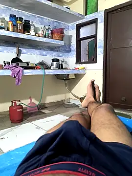 Hottlund6 online show from 04.02.26