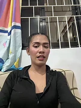 Snapshot of MadySmith chatting on 01.14.26 MadySmith online show from 01.14.26