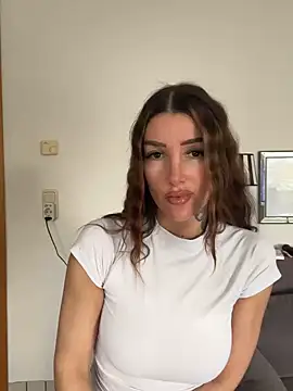 NovaLushhh online show from 02.04.26