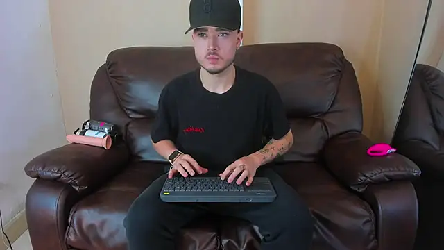 Salvattore Muller online show from 04.13.26