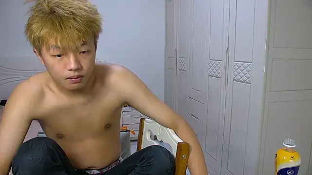 Chocolates-001 online show from 02.19.26