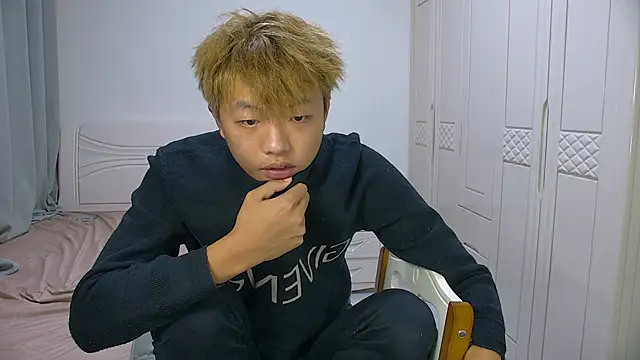 Chocolates-001 online show from 02.23.26