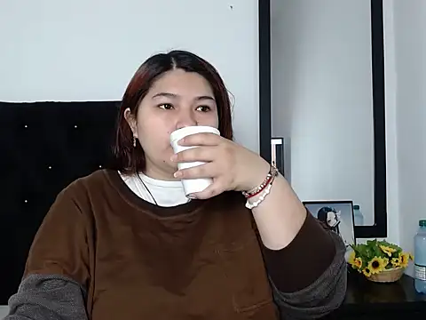 LauraHorny69 online show from 02.11.26