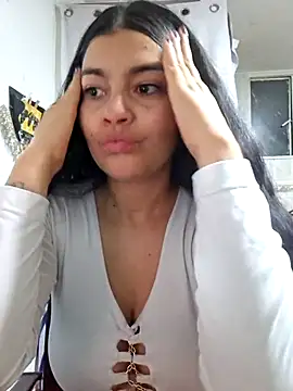 Snapshot of Scarlett_Hot69 chatting on 07.07.26 Scarlett Hot69 online show from 07.07.26