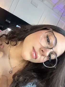 TeaseDollXXX online show from 03.24.26