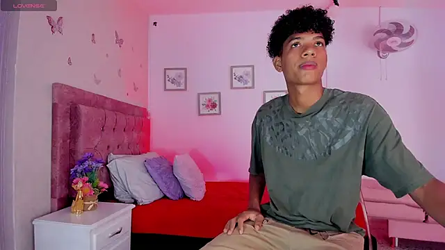 Snapshot of Jack_Rusel chatting on 02.19.26 Jack Rusel online show from 02.19.26