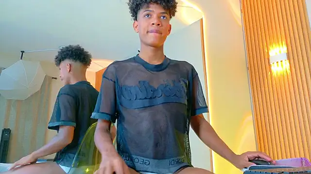 Snapshot of Jack_Rusel chatting on 02.28.26 Jack Rusel online show from 02.28.26