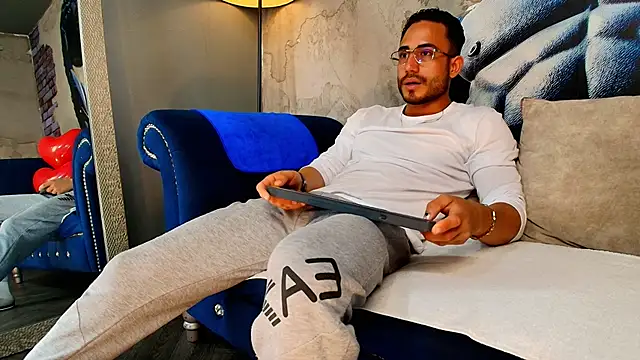 Vans Ross online show from 02.14.26