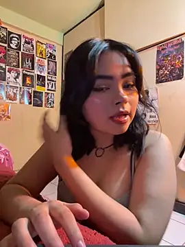 Snapshot of pinkybombon chatting on 01.18.26 pinkybombon online show from 01.18.26