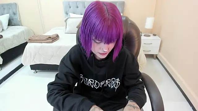 Snapshot of Bela_Craxkerr chatting on 02.11.26 Bela Craxkerr online show from 02.11.26