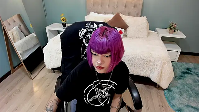 Snapshot of Bela_Craxkerr chatting on 02.18.26 Bela Craxkerr online show from 02.18.26