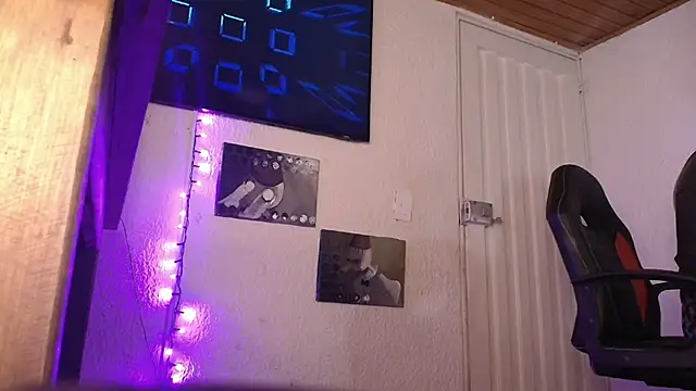 pauldocux  online show from 03.06.26