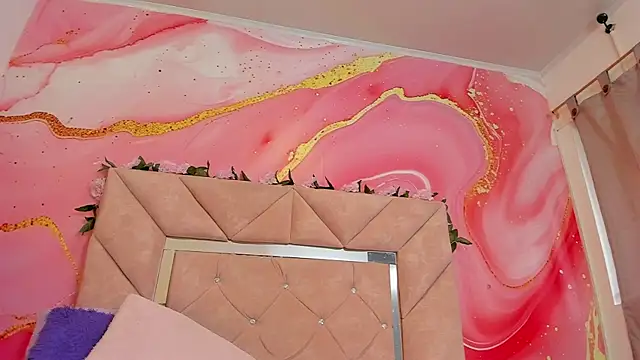 sweet  luna   online show from 04.25.26