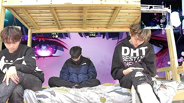 xiaohuangren01 online show from 02.08.26