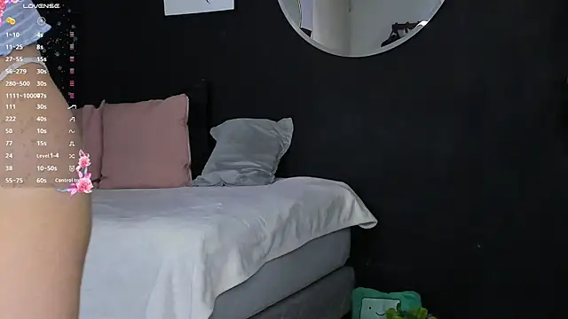 Noaah25  online show from 03.01.26