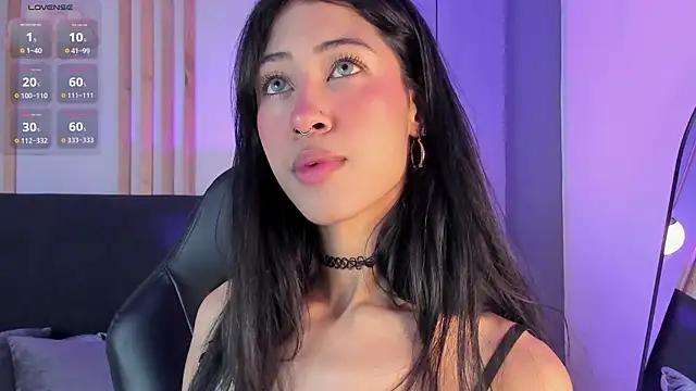 Snapshot of internett_sweetheart chatting on 05.30.26 internett sweetheart online show from 05.30.26
