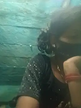 Snapshot of priyasharma899 chatting on 02.14.26 priyasharma899 online show from 02.14.26