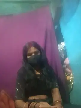 Snapshot of priyasharma899 chatting on 02.18.26 priyasharma899 online show from 02.18.26