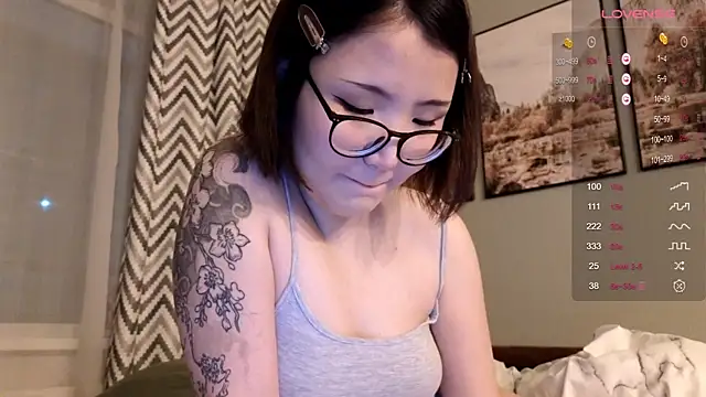 nullgirl online show from 02.11.26