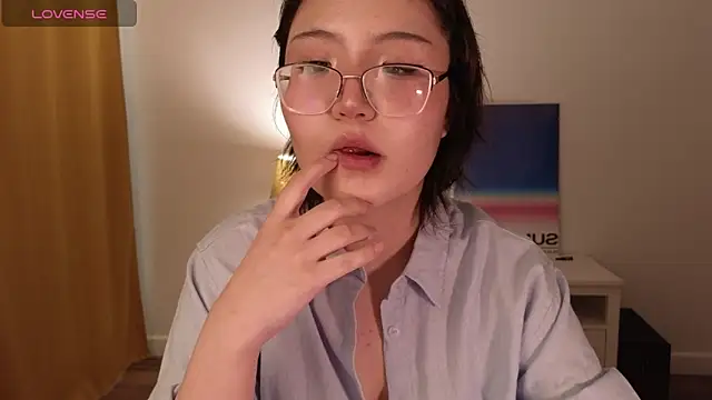 nullgirl online show from 06.20.26