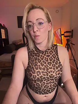 Lea-Kirsch online show from 03.22.26