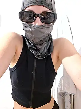 Snapshot of Mariposa-azul chatting on 01.15.26 Mariposa-azul online show from 01.15.26