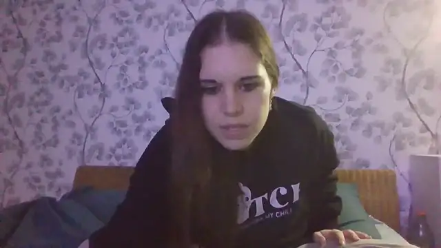 Snapshot of NyraLuna chatting on 02.01.26 NyraLuna online show from 02.01.26