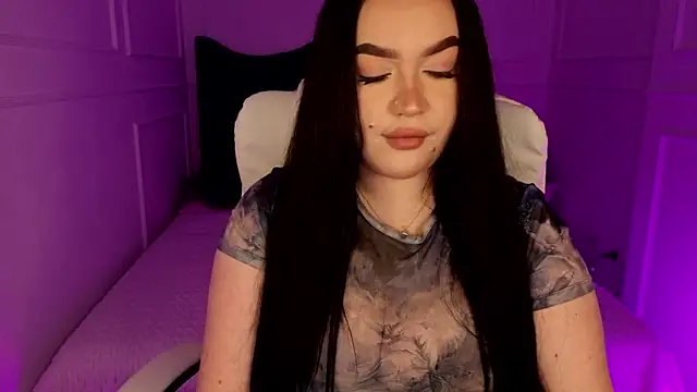 tinafox  online show from 04.09.26