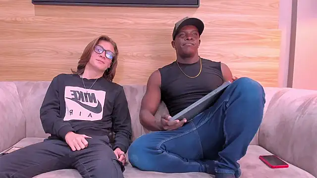 friendslymens online show from 04.01.26