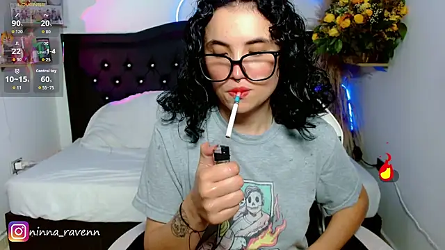Snapshot of AriaDark chatting on 04.23.26 AriaDark online show from 04.23.26