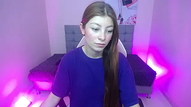 Snapshot of Ashley_benson_x chatting on 02.16.26 Ashley benson x online show from 02.16.26