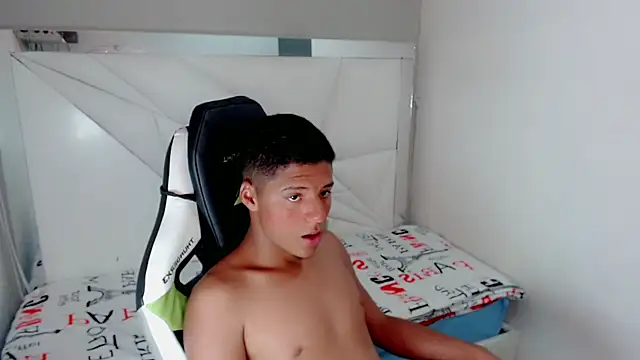 Yosep boy online show from 01.17.26