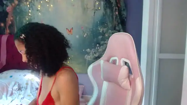 Snapshot of rosa_skinny chatting on 06.12.26 rosa skinny online show from 06.12.26