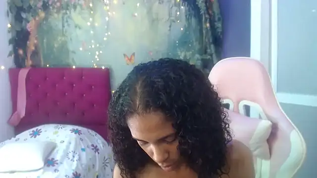 Snapshot of rosa_skinny chatting on 06.16.26 rosa skinny online show from 06.16.26