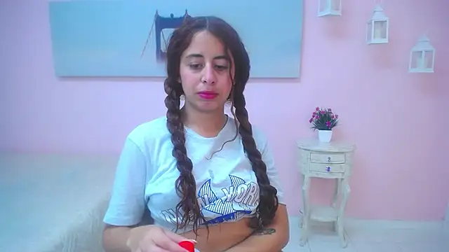 scarlett clyde online show from 04.01.26