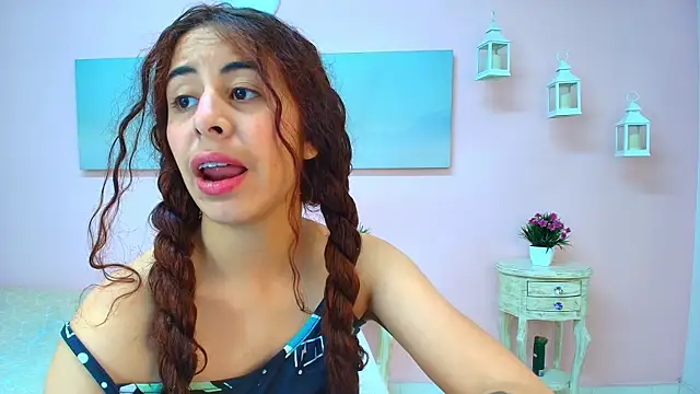 Snapshot of scarlett_clyde chatting on 06.30.26 scarlett clyde online show from 06.30.26