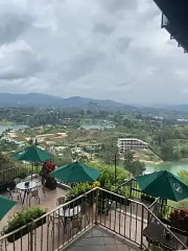 Snapshot of Miaswwe chatting on 02.15.26 Miaswwe online show from 02.15.26