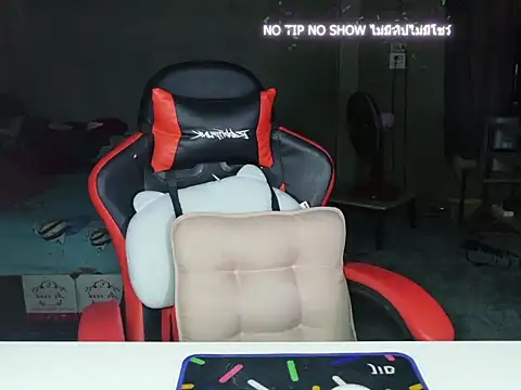 Pearlveil online show from 04.21.26