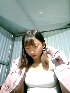 Snapshot of Luulybi chatting on 01.15.26 Luulybi online show from 01.15.26