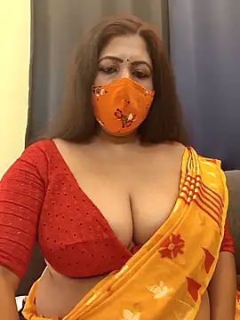Snapshot of Poly_bhabi chatting on 02.10.26 Poly bhabi online show from 02.10.26