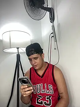 Snapshot of mamf231 chatting on 01.15.26 mamf231 online show from 01.15.26