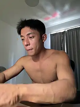 Snapshot of Yooo17 chatting on 03.11.26 Yooo17 online show from 03.11.26